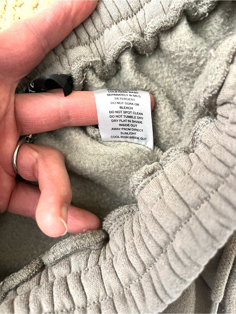 White Fox Volume 3 Sweatpants Fawn Women’s Small - Picture 11 of 15